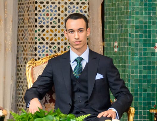 Le Prince héritier Moulay El Hassan poursuit un brillant parcours académique en géostratégie et relations internationales